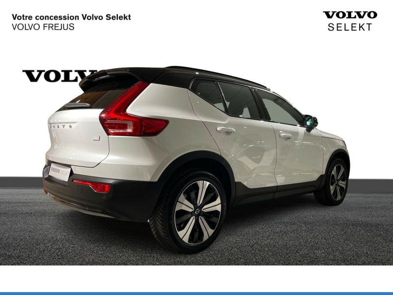Photo 4 de l’annonce de VOLVO XC40 d’occasion à vendre à Fréjus