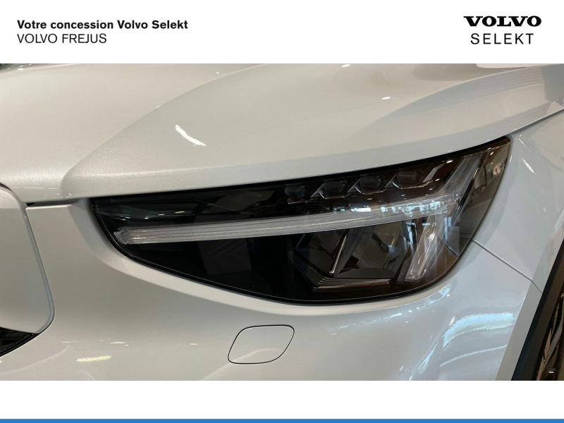 Photo 12 de l’annonce de VOLVO XC40 d’occasion à vendre à Fréjus