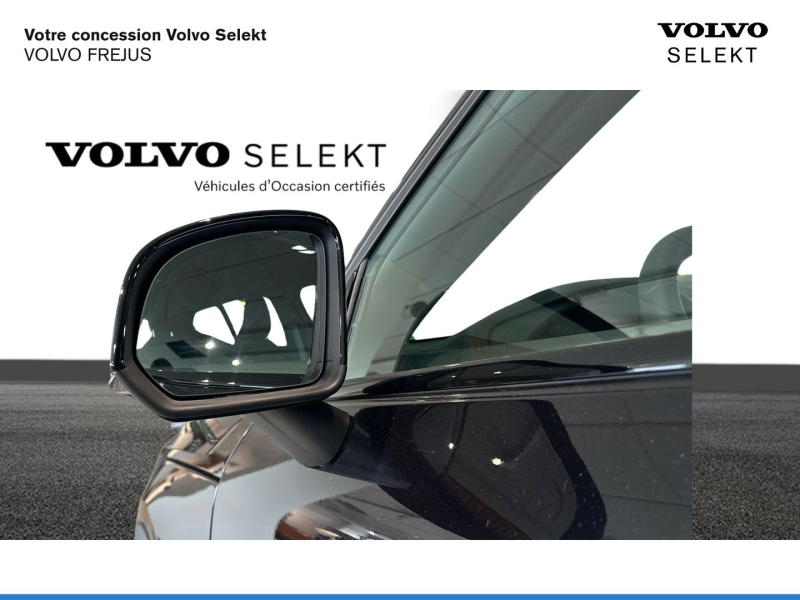 Photo 13 de l’annonce de VOLVO XC40 d’occasion à vendre à Fréjus