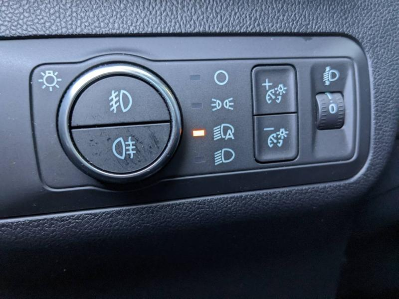 group.seo.links.detann.title Photo 9 de l’annonce de FORD Kuga d’occasion à vendre à MARSEILLE