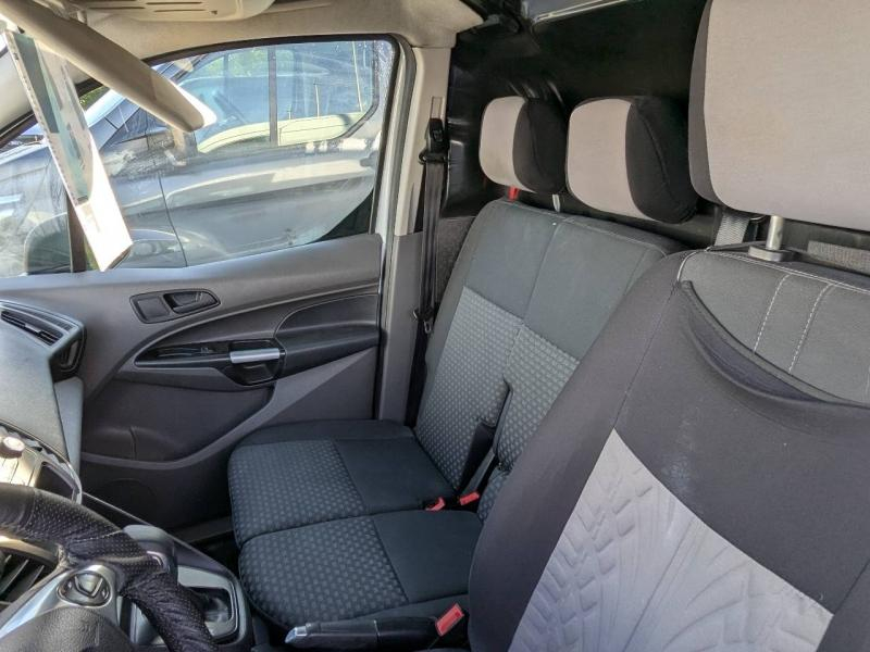 group.seo.links.detann.title Photo 8 de l’annonce de FORD Transit Connect VUL d’occasion à vendre à AUBAGNE