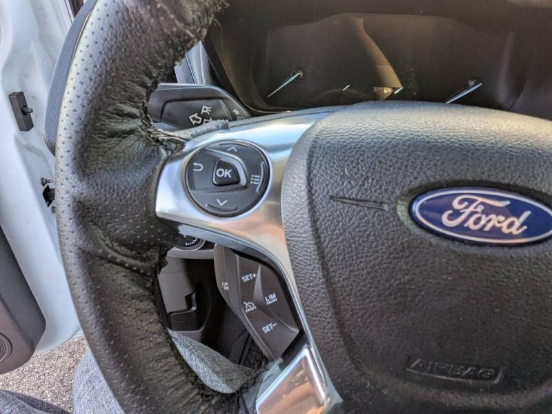 group.seo.links.detann.title Photo 11 de l’annonce de FORD Transit Connect VUL d’occasion à vendre à AUBAGNE