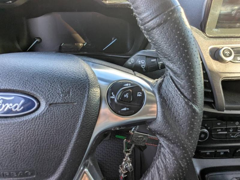 group.seo.links.detann.title Photo 12 de l’annonce de FORD Transit Connect VUL d’occasion à vendre à AUBAGNE