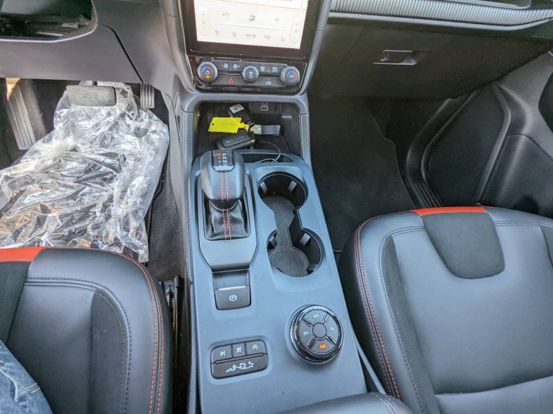 group.seo.links.detann.title Photo 8 de l’annonce de FORD Ranger VUL d’occasion à vendre à MARSEILLE