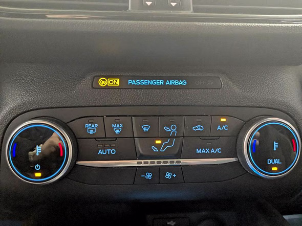 FORD Kuga 2.5 Duratec 190ch FHEV ST-Line X BVA i-AWD - Miniature 21