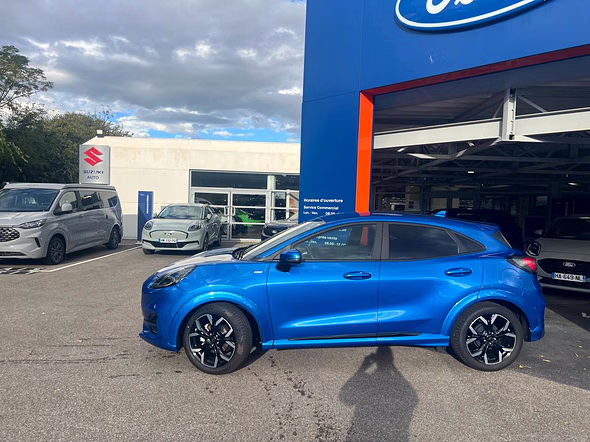 FORD Puma 1.0 Flexifuel 125ch S&S mHEV ST-Line X - Vue 3
