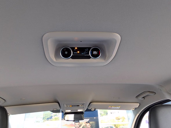 FORD Tourneo Custom 340 L2H1 2.5 Duratec 232ch Hybride rechargeable Titanium X CVT - Miniature 26
