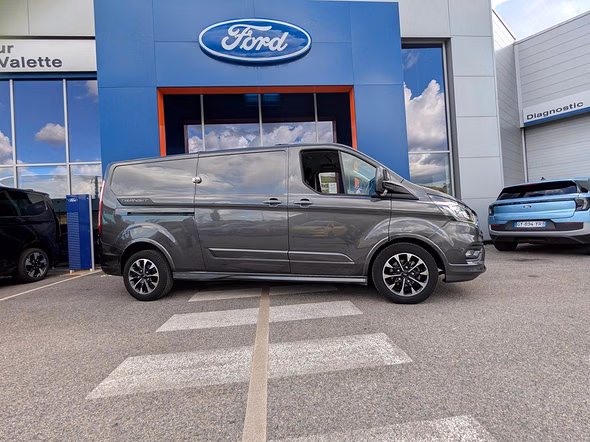 FORD Transit Custom Fg 320 L2H1 2.0 EcoBlue 170 Sport BVA6 - Vue 3