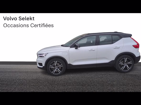 VOLVO XC40 T5 Twin Engine 180 + 82ch R-Design DCT 7 - Vue 2