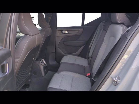VOLVO XC40 T5 Recharge 180 + 82ch Start DCT 7 - Miniature 10
