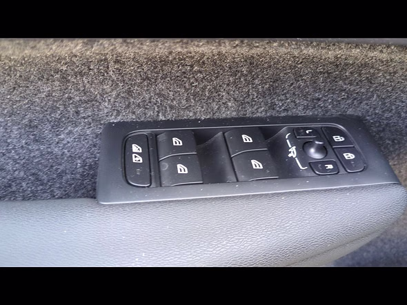 VOLVO XC40 T5 Recharge 180 + 82ch Start DCT 7 - Miniature 23