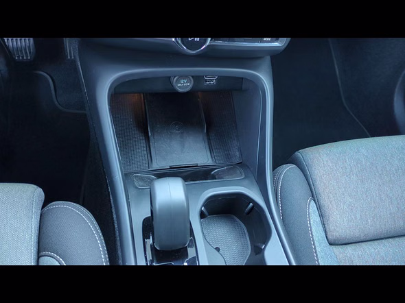 VOLVO XC40 T5 Recharge 180 + 82ch Start DCT 7 - Miniature 26