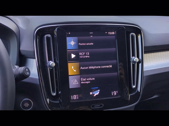 VOLVO XC40 T5 Recharge 180 + 82ch Start DCT 7 - Miniature 29