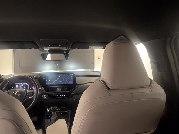 LEXUS UX 250h 4WD Luxe Plus  MY22 - Miniature 8