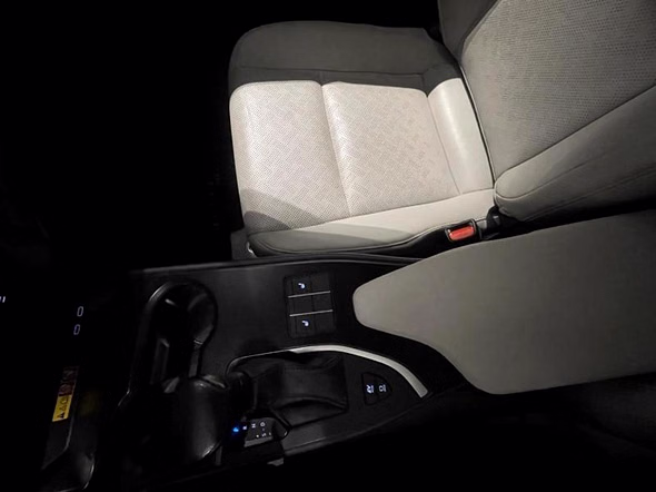 LEXUS UX 250h 4WD Luxe Plus  MY22 - Miniature 21