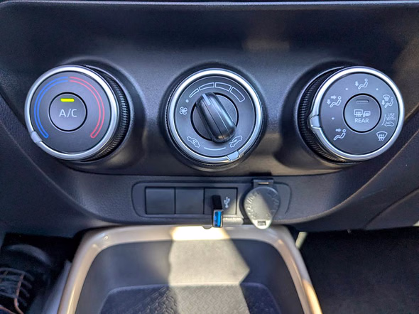 TOYOTA Aygo X 1.0 VVT-i 72ch Air Design MY23 - Miniature 12