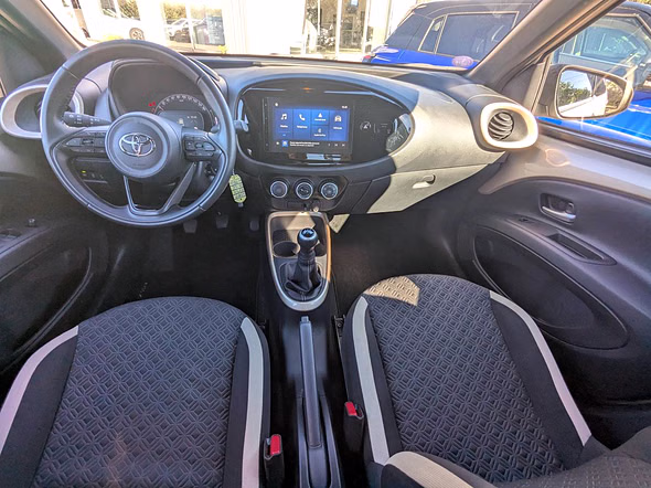 TOYOTA Aygo X 1.0 VVT-i 72ch Air Design MY23 - Miniature 15