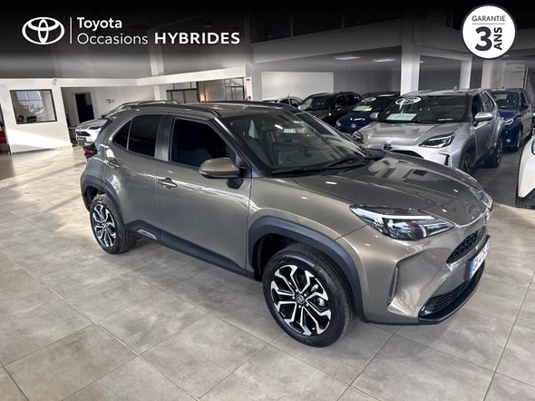 TOYOTA Yaris Cross 116h Design MY22 - Vue 4