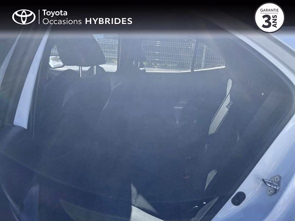 TOYOTA Yaris Cross 116h GR Sport MY22 - Vue 4