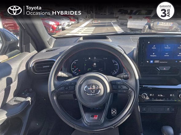 TOYOTA Yaris Cross 116h GR Sport MY22 - Miniature 5