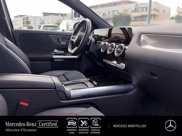 MERCEDES-BENZ GLA 200 d 150ch AMG Line 8G-DCT - Miniature 11