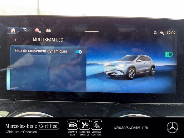 MERCEDES-BENZ GLA 200 d 150ch AMG Line 8G-DCT - Miniature 23