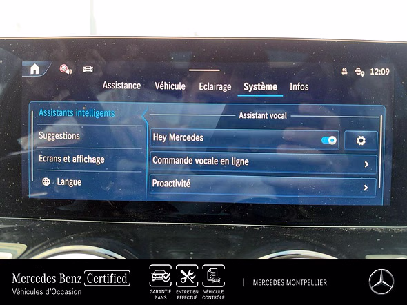 MERCEDES-BENZ GLA 200 d 150ch AMG Line 8G-DCT - Miniature 24