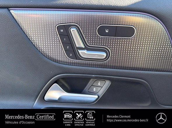 MERCEDES-BENZ GLA 200 163ch Business Line 7G-DCT - Miniature 23