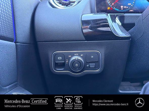 MERCEDES-BENZ GLA 200 163ch Business Line 7G-DCT - Miniature 35
