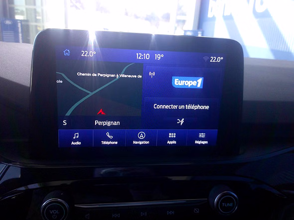 FORD Kuga 2.5 Duratec 190ch FHEV E85 ST-Line X BVA - Miniature 7