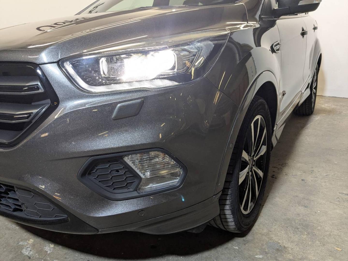 FORD Kuga 2.0 TDCi 180ch Stop&Start ST-Line 4x4 Powershift Euro6.2 - Photo 5