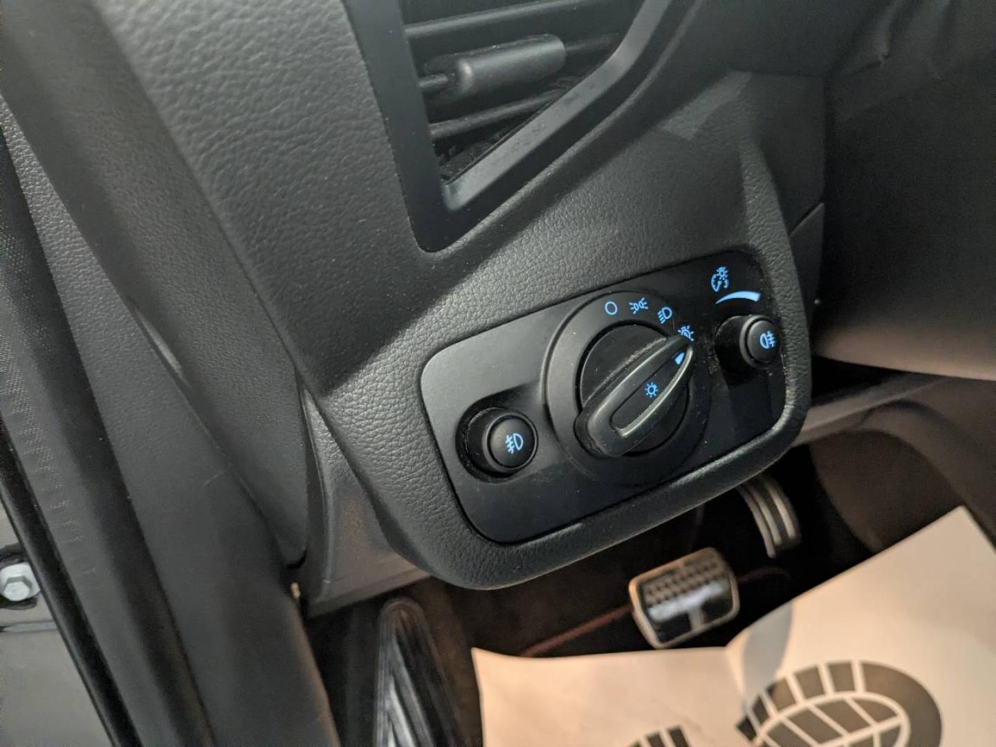 FORD Kuga 2.0 TDCi 180ch Stop&Start ST-Line 4x4 Powershift Euro6.2 - Photo 10