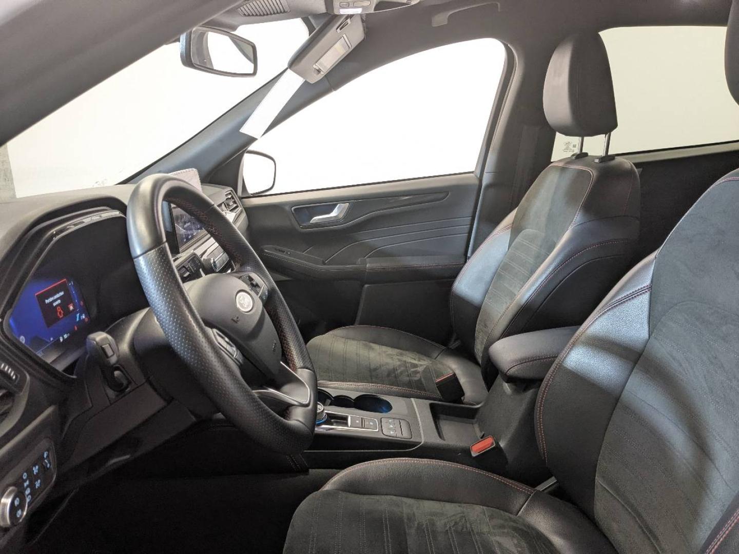 FORD Kuga 2.5 Duratec 190ch FHEV ST-Line X BVA i-AWD - Photo 11