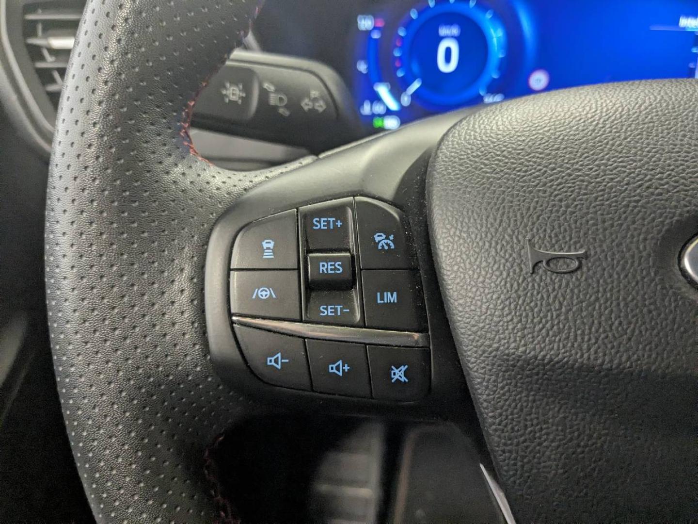 FORD Kuga 2.5 Duratec 190ch FHEV ST-Line X BVA i-AWD - Photo 18