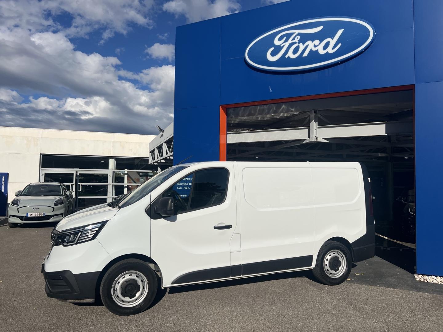 RENAULT Trafic Fg L1H1 2T8 2.0 Blue dCi 150ch Grand Confort - Photo 3