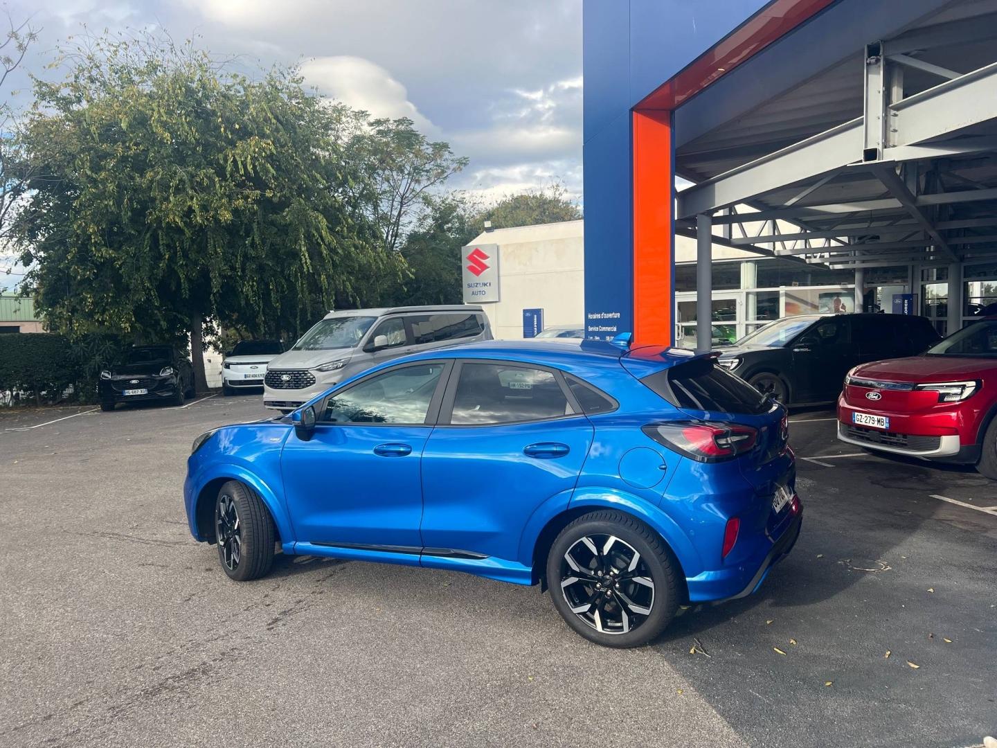 FORD Puma 1.0 Flexifuel 125ch S&S mHEV ST-Line X - Photo 4