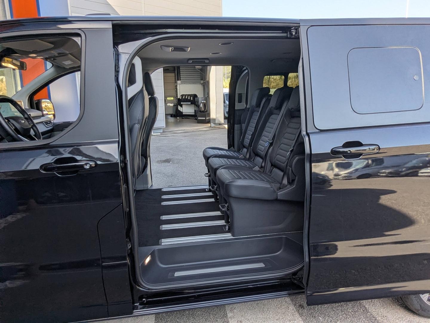 FORD Tourneo Custom 340 L2H1 2.5 Duratec 232ch Hybride rechargeable Titanium X CVT - Photo 24