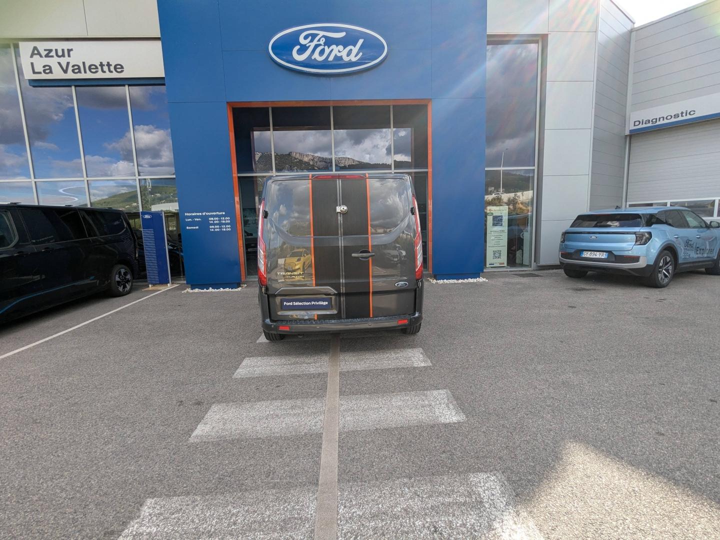 FORD Transit Custom Fg 320 L2H1 2.0 EcoBlue 170 Sport BVA6 - Photo 6