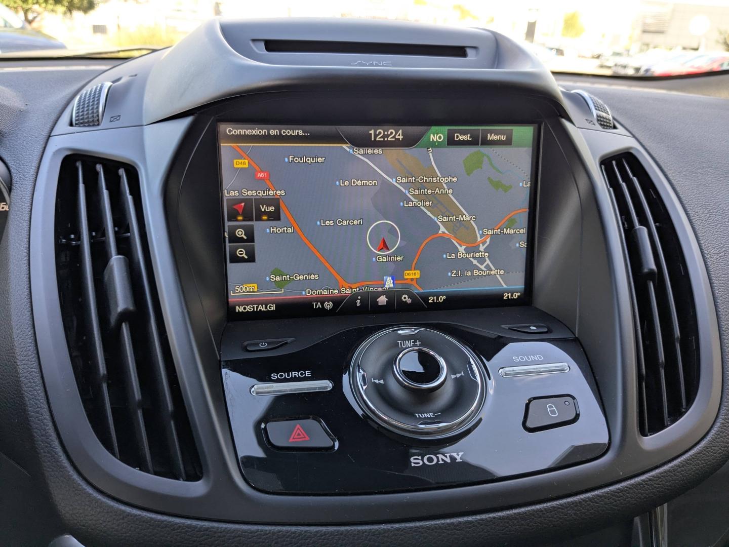 FORD Kuga 2.0 TDCi 150ch Titanium 4x4 PowerShift - Photo 11