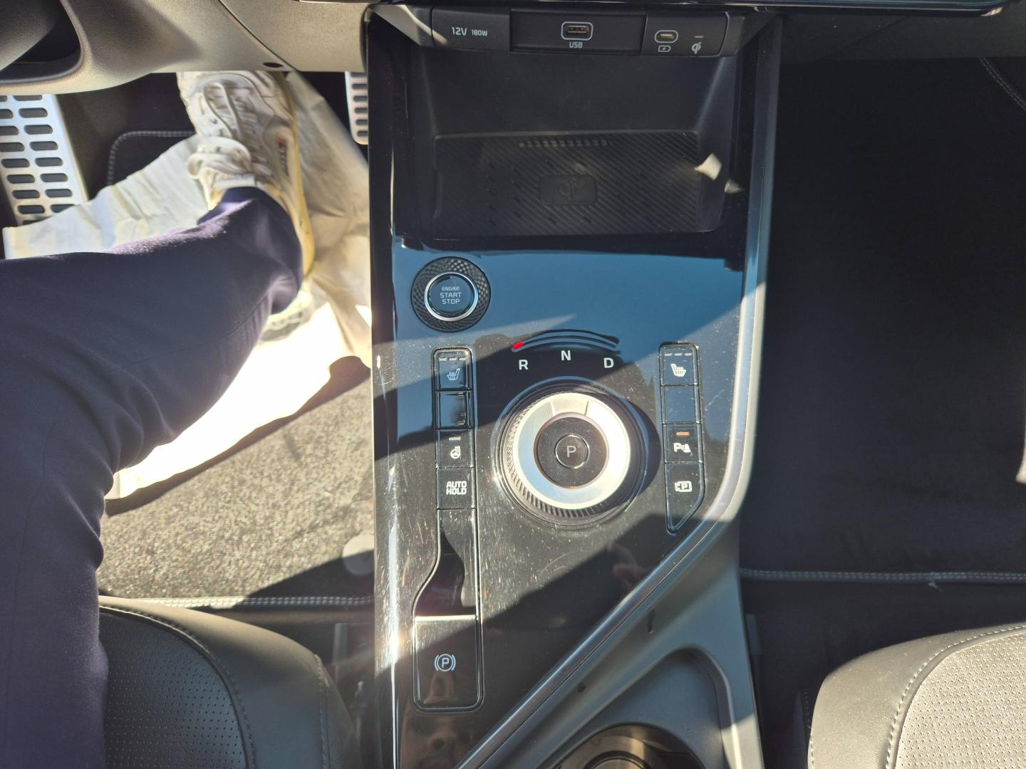 KIA Niro 1.6 GDi 141ch HEV Premium DCT6 - Photo 12