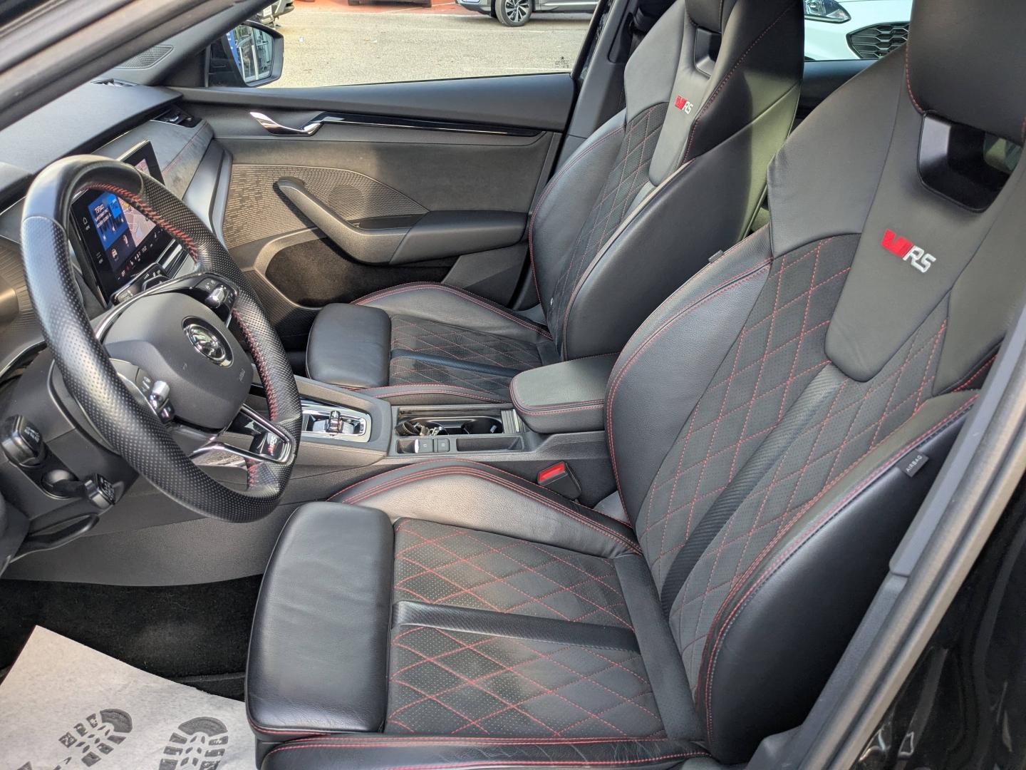 SKODA Octavia 2.0 TSI 245ch RS DSG7 - Photo 7