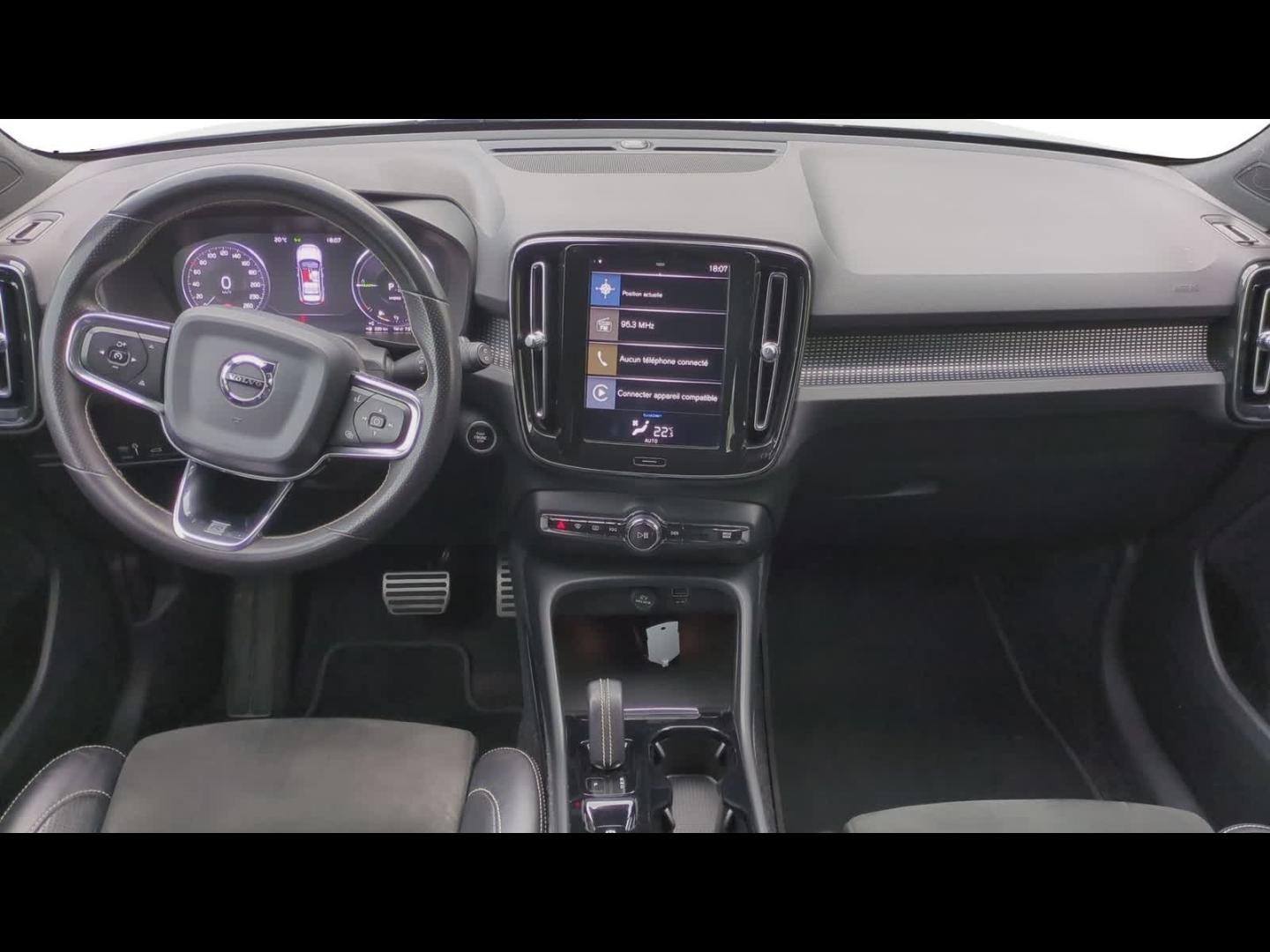 VOLVO XC40 T5 Twin Engine 180 + 82ch R-Design DCT 7 - Photo 8