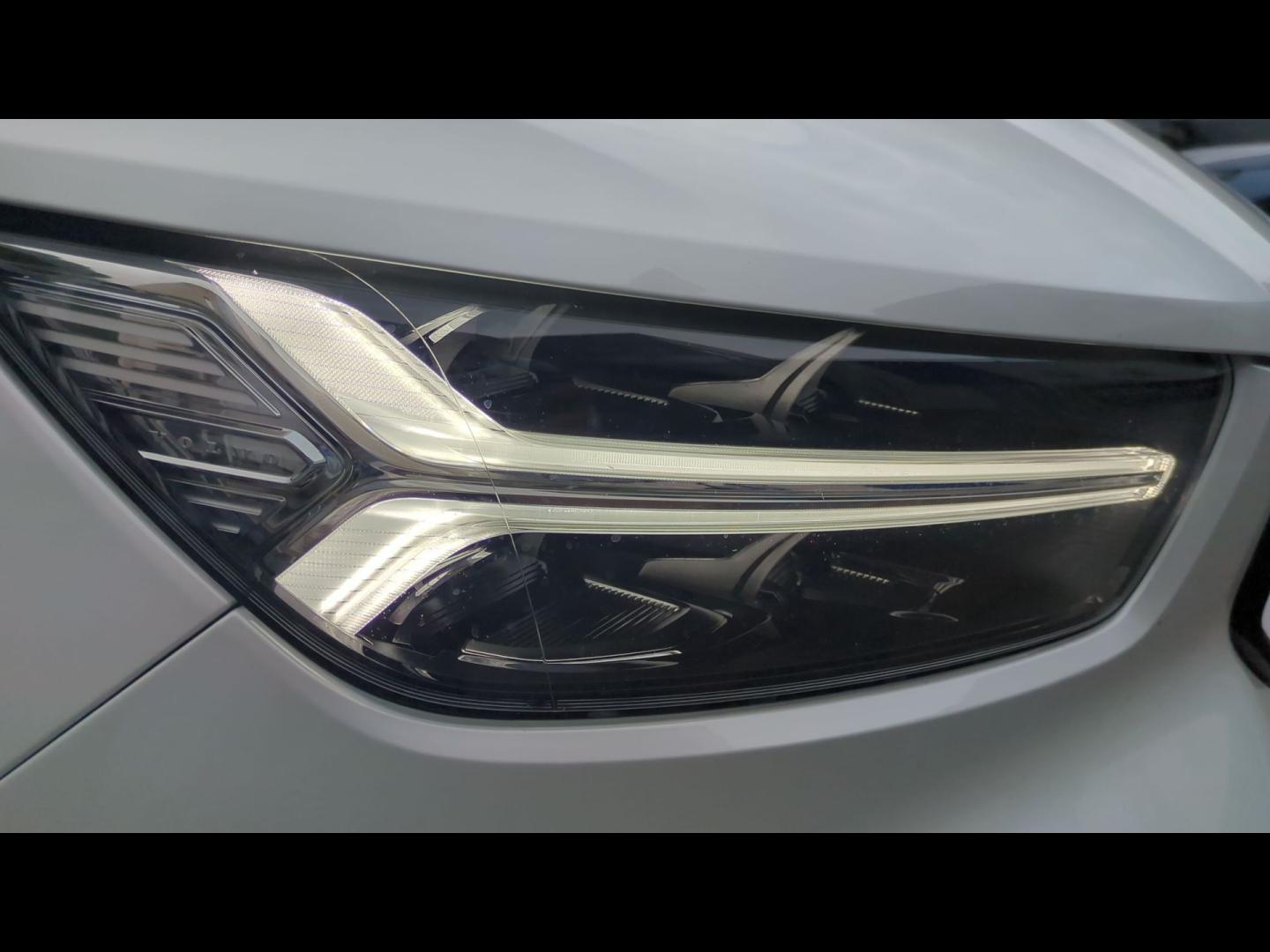 VOLVO XC40 T5 Twin Engine 180 + 82ch R-Design DCT 7 - Photo 19