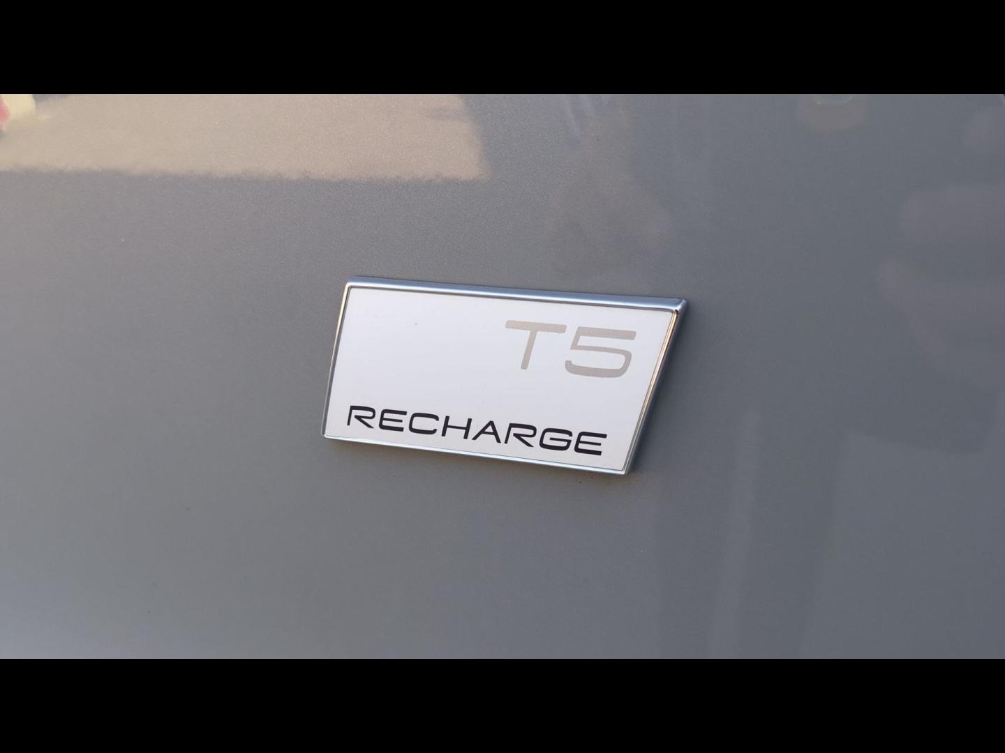 VOLVO XC40 T5 Recharge 180 + 82ch Start DCT 7 - Photo 14