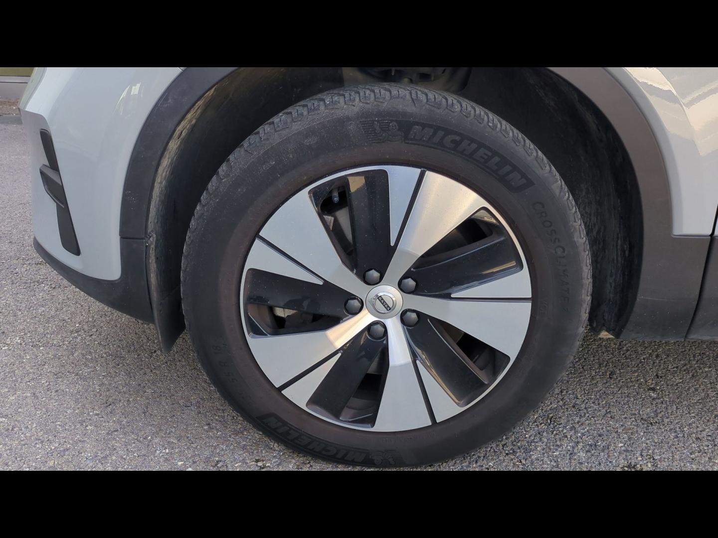 VOLVO XC40 T5 Recharge 180 + 82ch Start DCT 7 - Photo 19