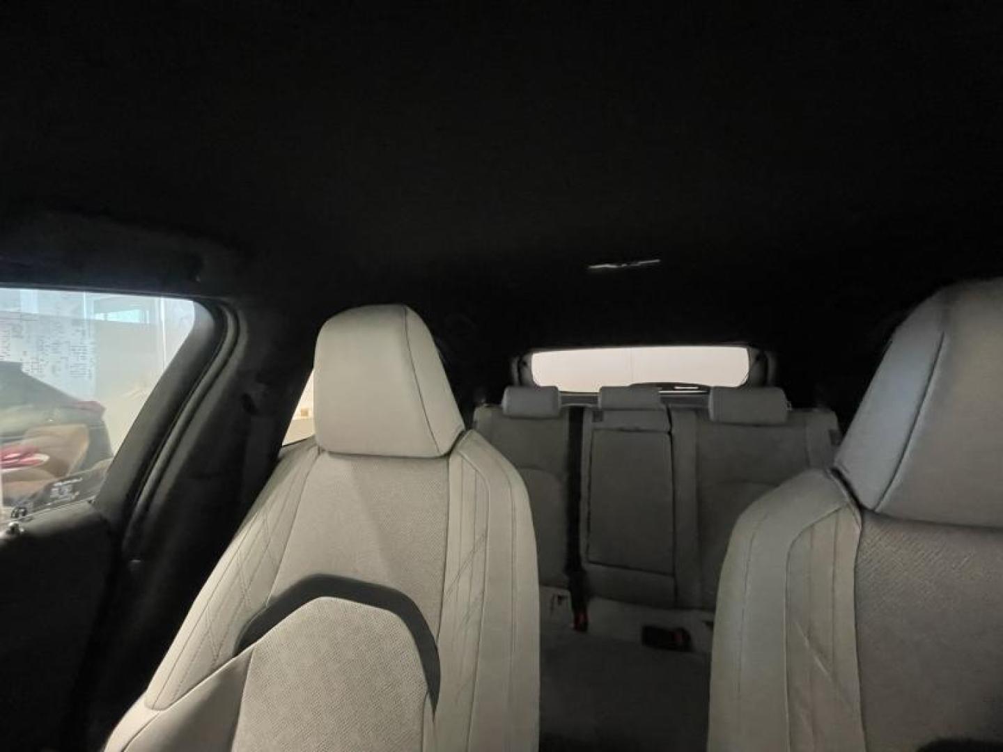 LEXUS UX 250h 4WD Luxe Plus  MY22 - Photo 17