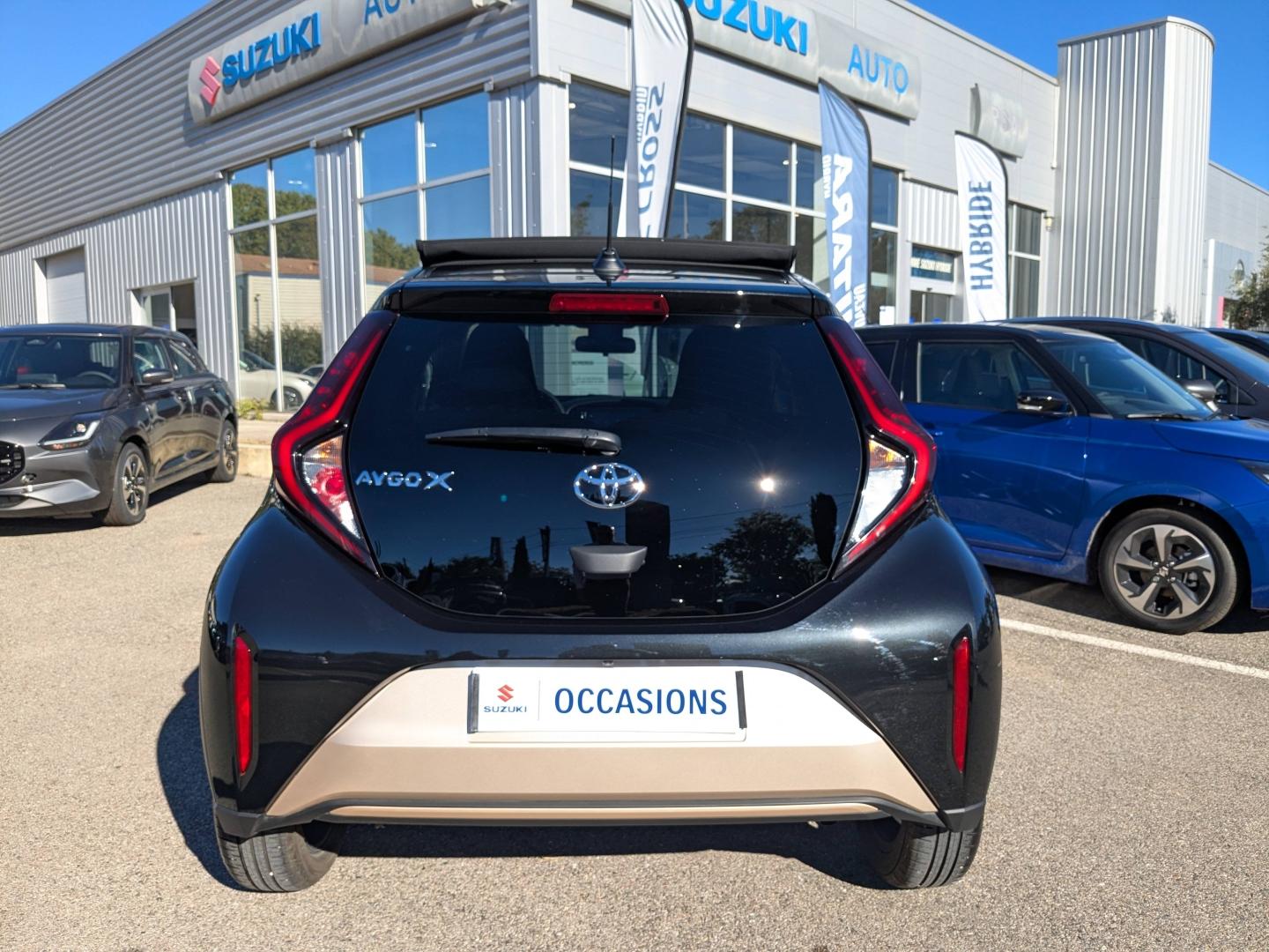 TOYOTA Aygo X 1.0 VVT-i 72ch Air Design MY23 - Photo 9
