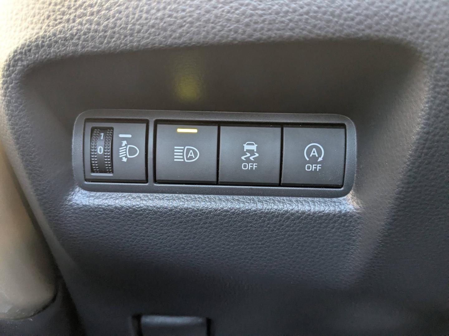 TOYOTA Aygo X 1.0 VVT-i 72ch Air Design MY23 - Photo 11