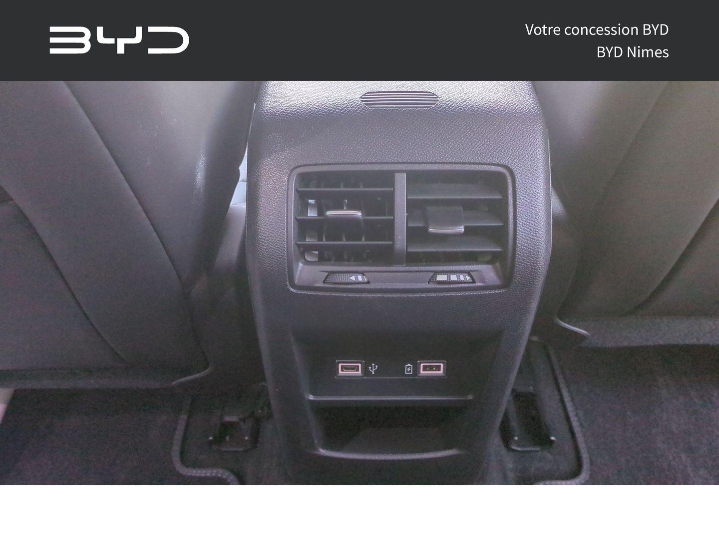 CITROEN C5 X Hybride rechargeable 225ch Shine Pack ëEAT8 - Photo 6