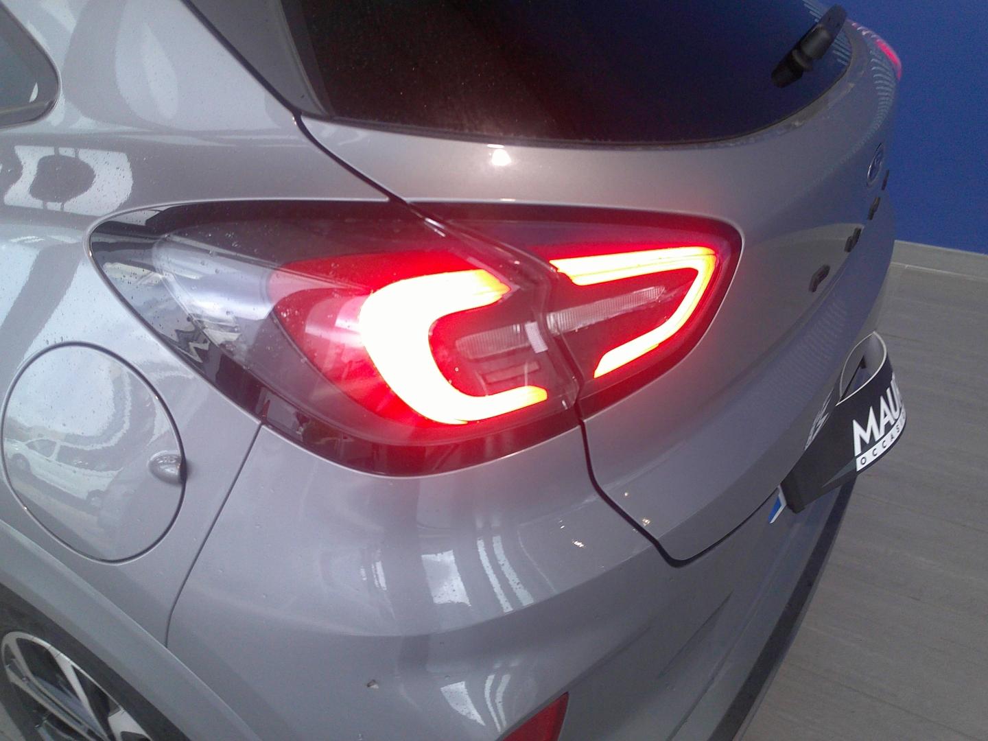 FORD Puma 1.0 EcoBoost 125ch S&S mHEV ST-Line Powershift - Photo 4